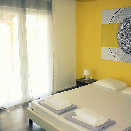 Nei Epivates Rental Rooms 50M From The Beach Неи-Эпиватай Экстерьер фото