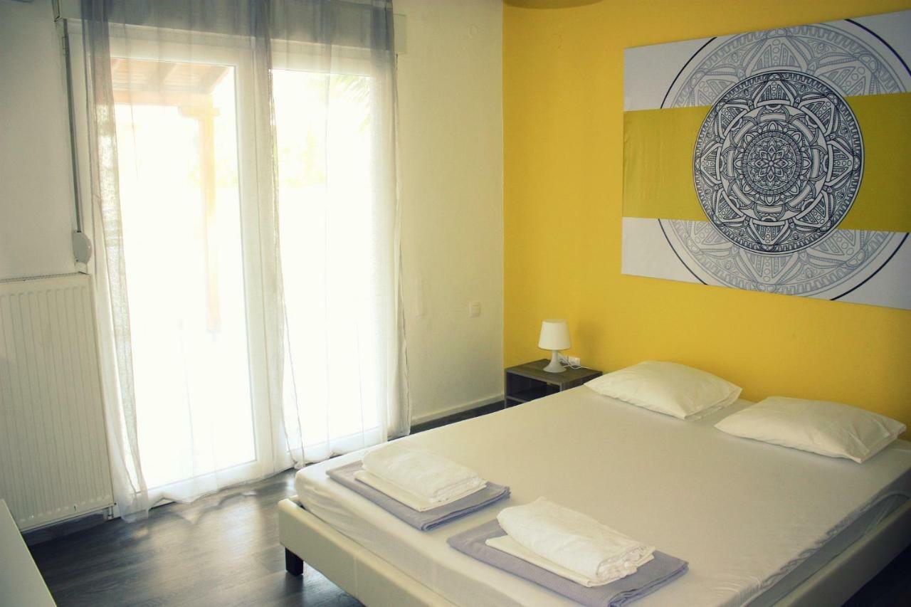 Nei Epivates Rental Rooms 50M From The Beach Неи-Эпиватай Экстерьер фото